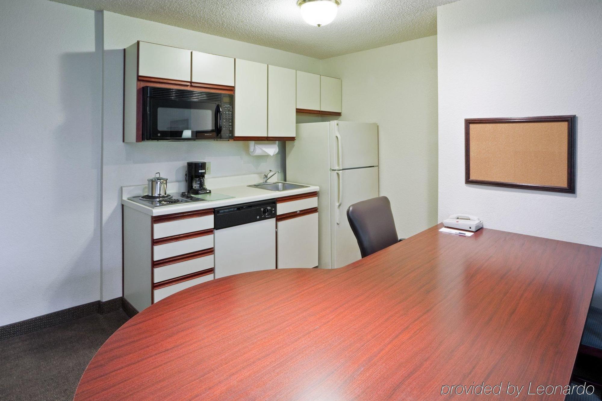 Candlewood Suites Washington-Fairfax By Ihg Δωμάτιο φωτογραφία