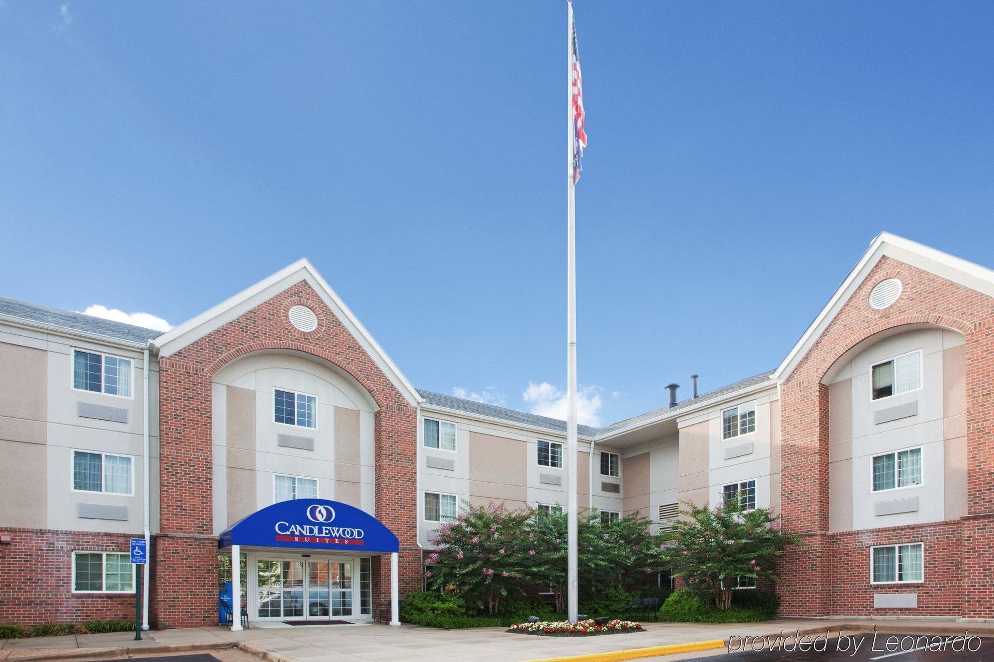 Candlewood Suites Washington-Fairfax By Ihg Εξωτερικό φωτογραφία