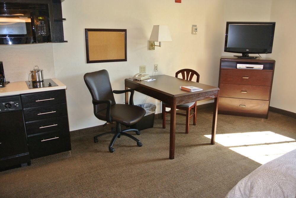 Candlewood Suites Washington-Fairfax By Ihg Εξωτερικό φωτογραφία