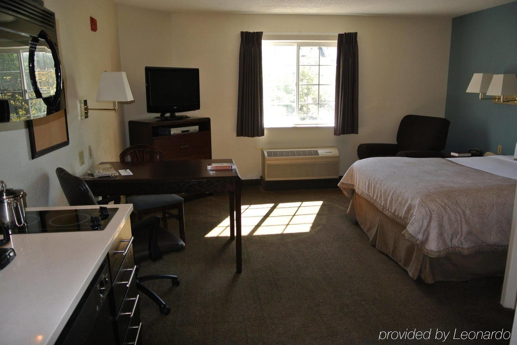 Candlewood Suites Washington-Fairfax By Ihg Εξωτερικό φωτογραφία