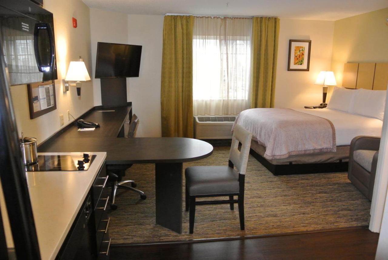 Candlewood Suites Washington-Fairfax By Ihg Εξωτερικό φωτογραφία
