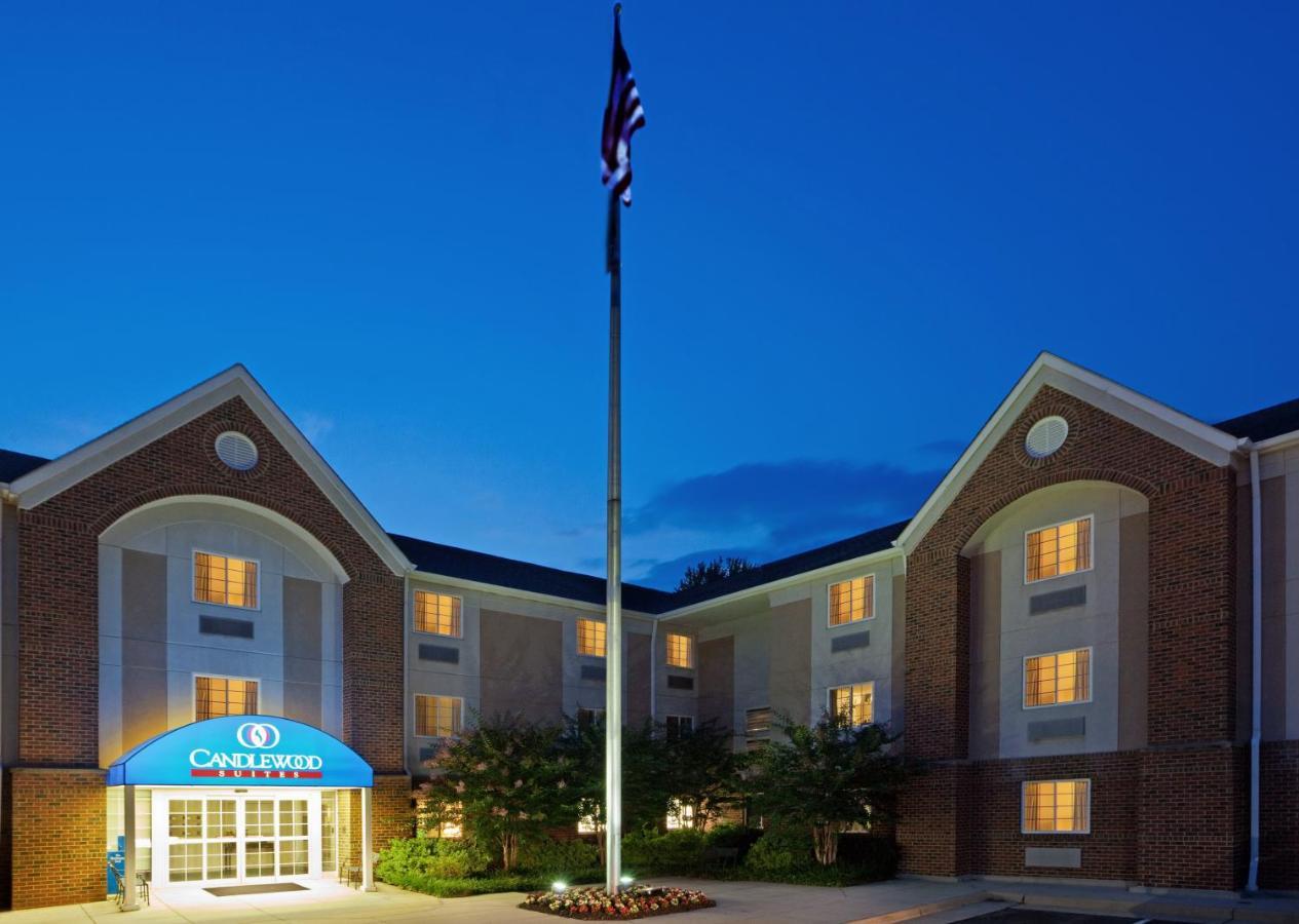 Candlewood Suites Washington-Fairfax By Ihg Εξωτερικό φωτογραφία